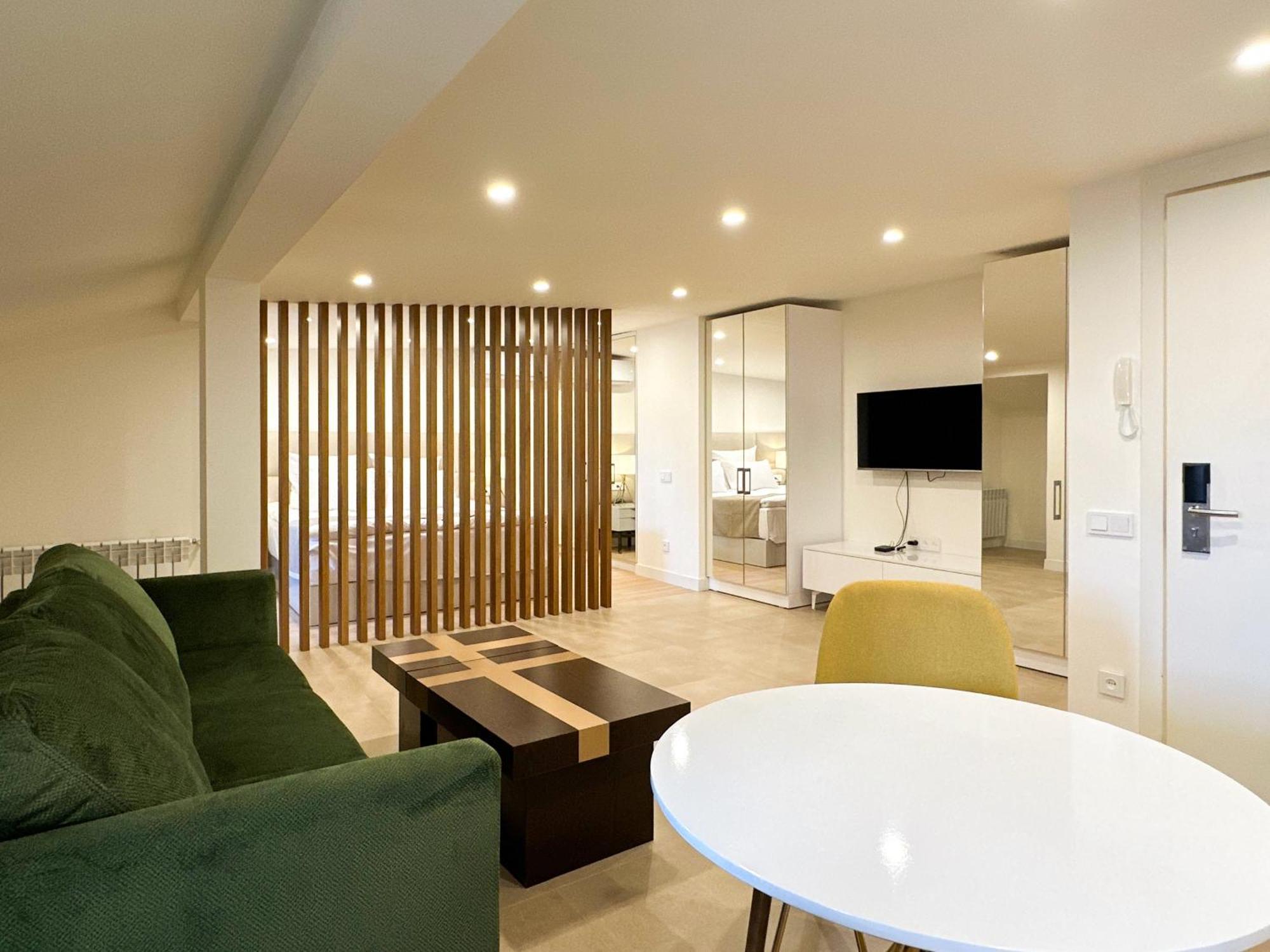 Ris Opera Apartments Ереван Екстериор снимка